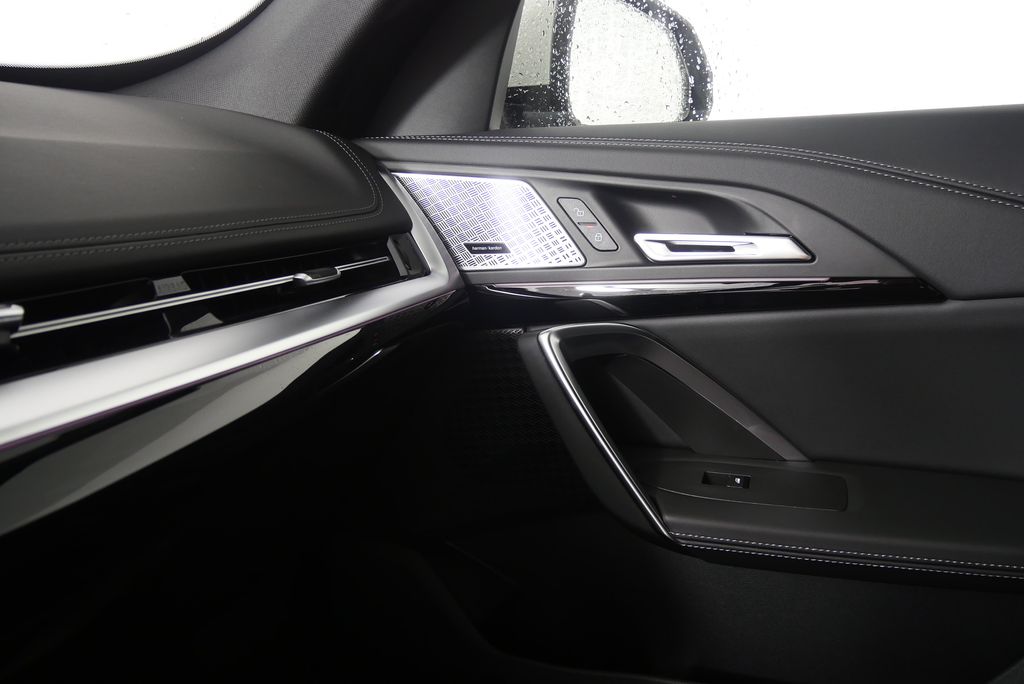 2025 BMW X1 xDrive28i 26