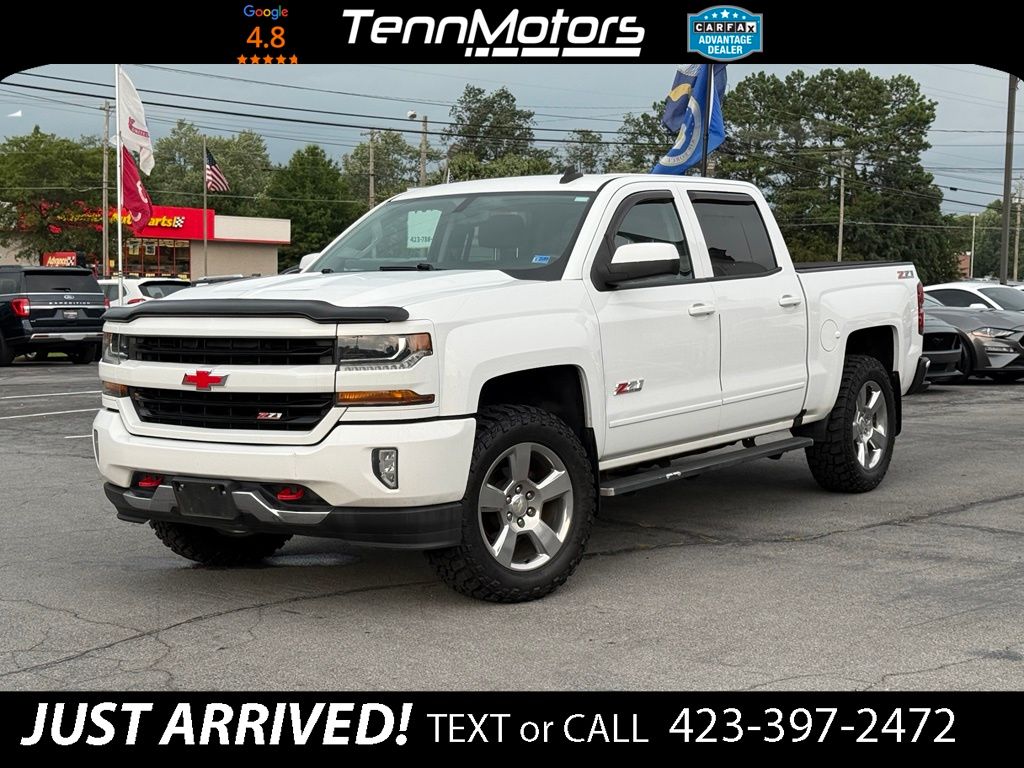 Summit White 2017 Chevrolet Silverado 1500 Pickup Truck Four-Wheel Drive 6-Speed Automatic Overdrive