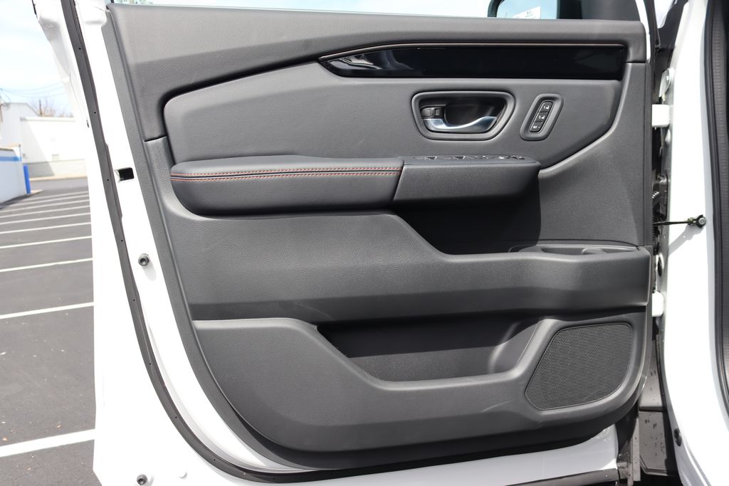 2025 Honda Pilot TrailSport 30
