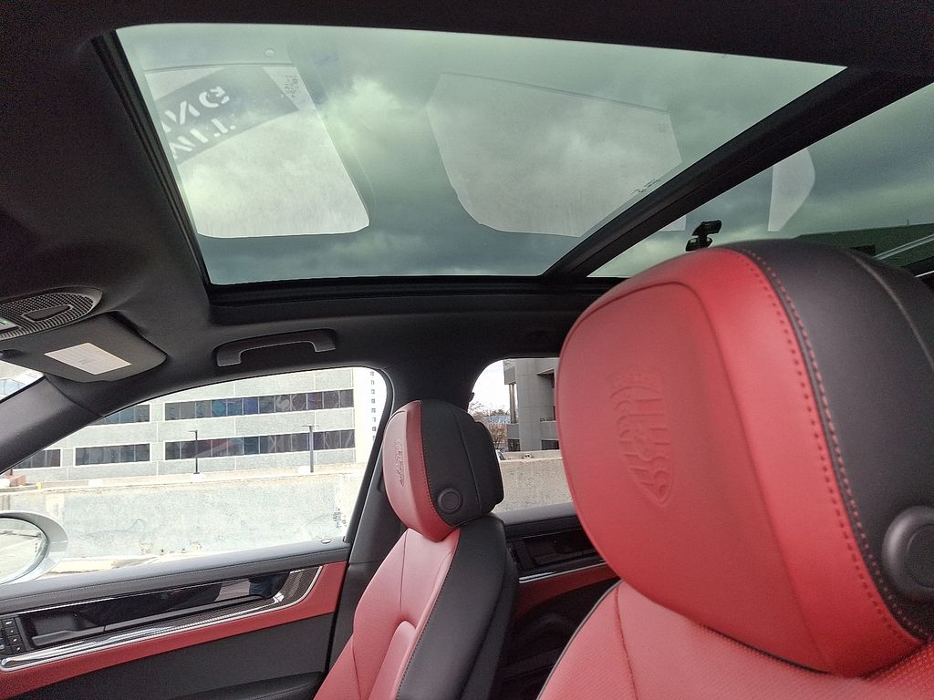 Thumbnail: 2026 Porsche Cayenne - 16