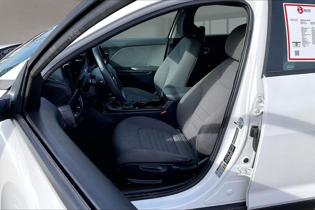 Used 2025 White Kia EX image 26