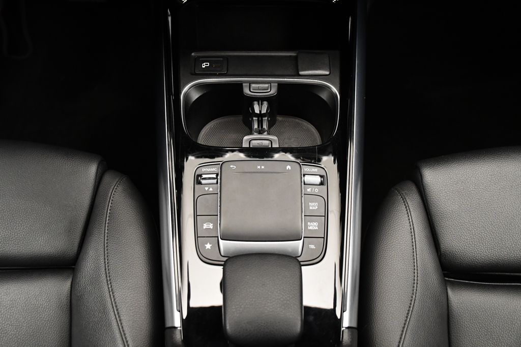 2021 Mercedes-Benz GLA 250 4MATIC 29