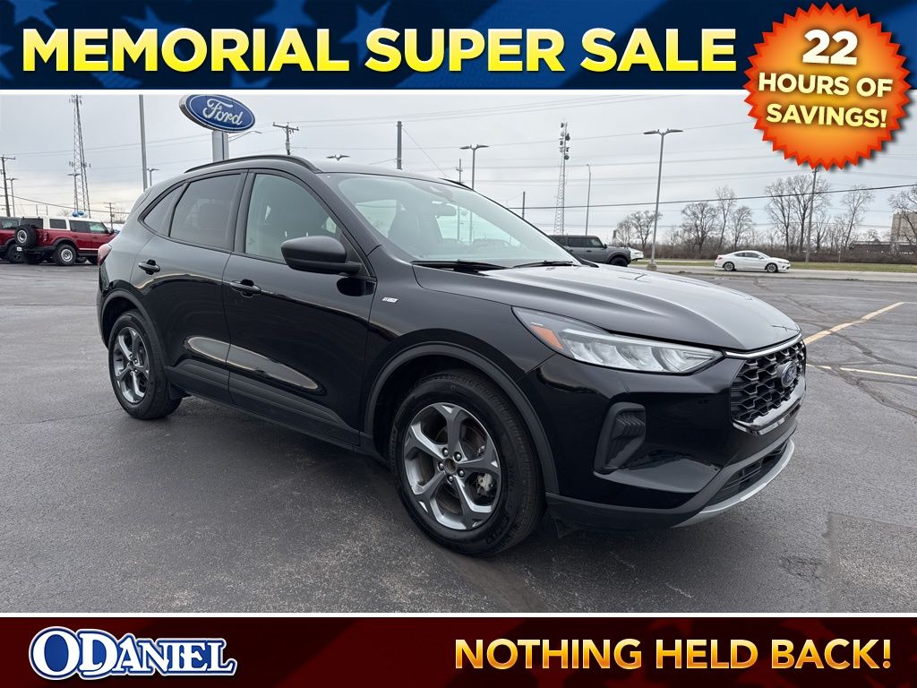 Black Metallic 2025 Ford Escape ST-Line FWD SUV / Crossover Front-Wheel Drive 8-Speed Automatic
