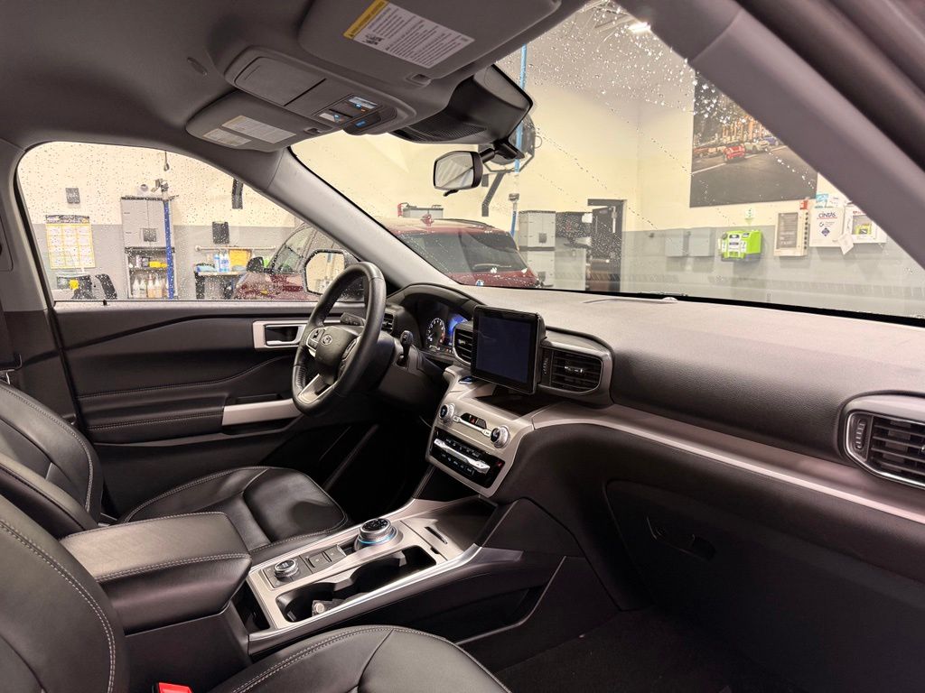Thumbnail: 2023 Ford Explorer - 30
