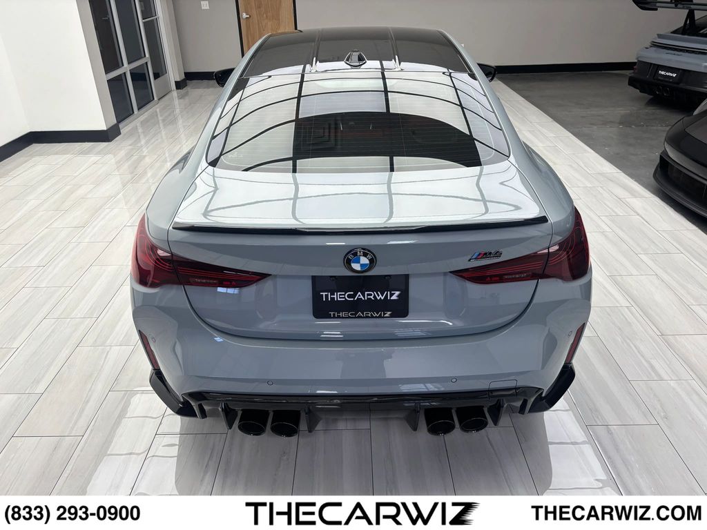 2025 BMW M4