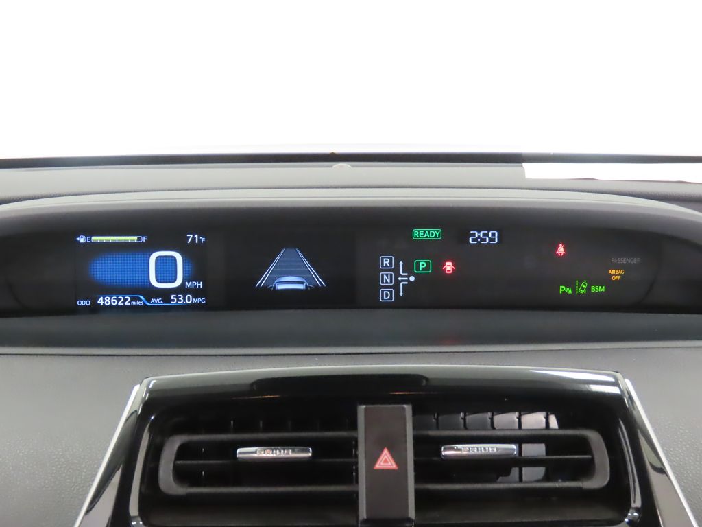 Thumbnail: 2017 Toyota Prius - 23