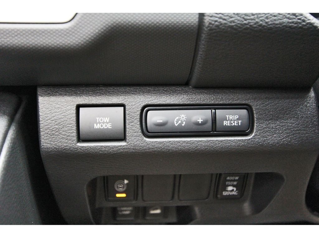 2024 Nissan Frontier SV White at Bravo Nissan
