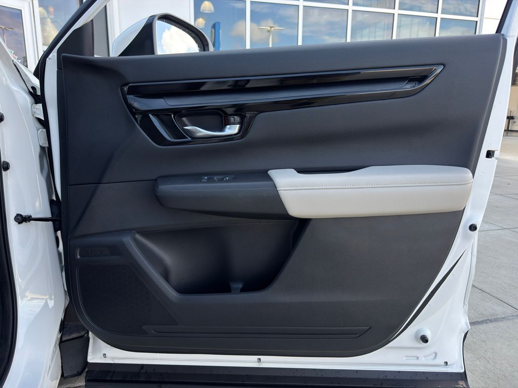 2024 Honda CR-V EX-L White at Community Toyota