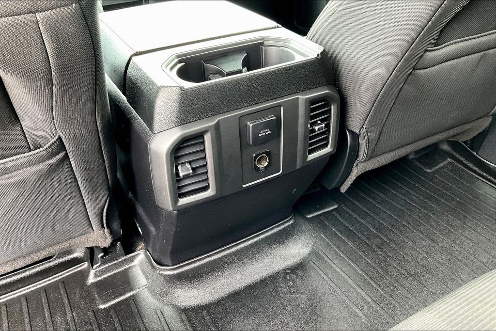 2016 Ford F-150 XLT - 11