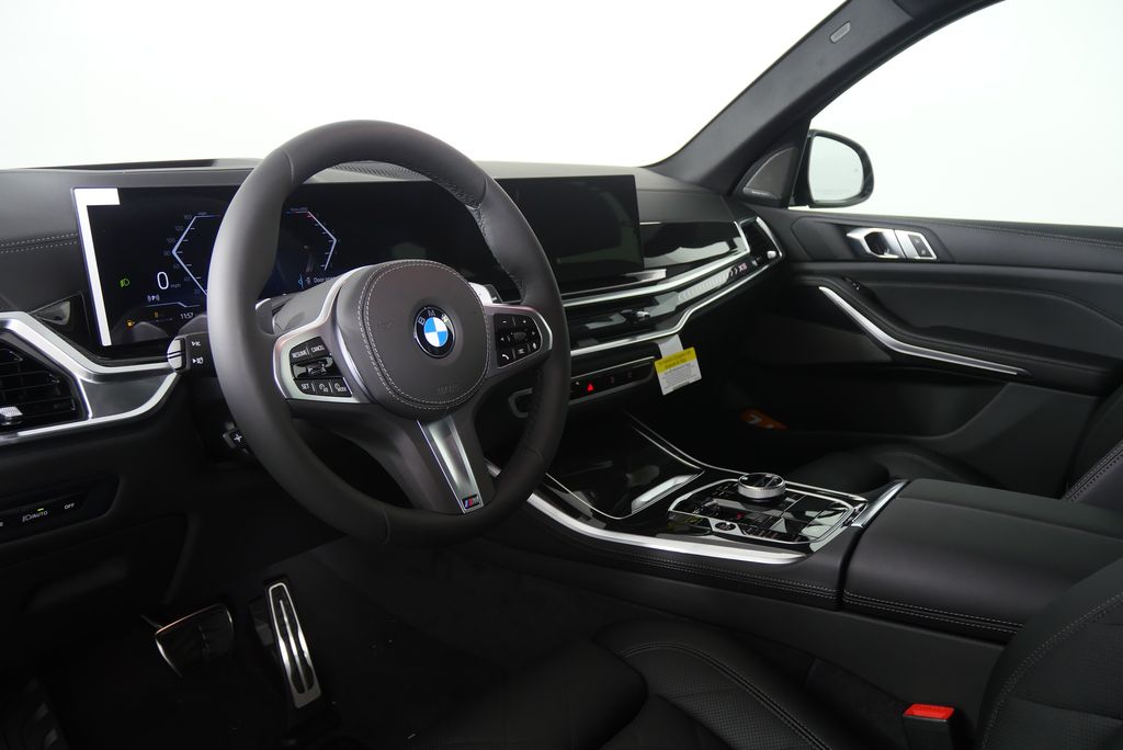 Thumbnail: 2026 BMW X5 - 13