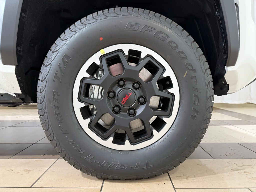 Thumbnail: 2025 Toyota Tacoma - 9