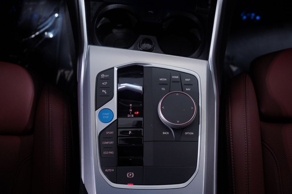 2024 BMW i4 eDrive35 14