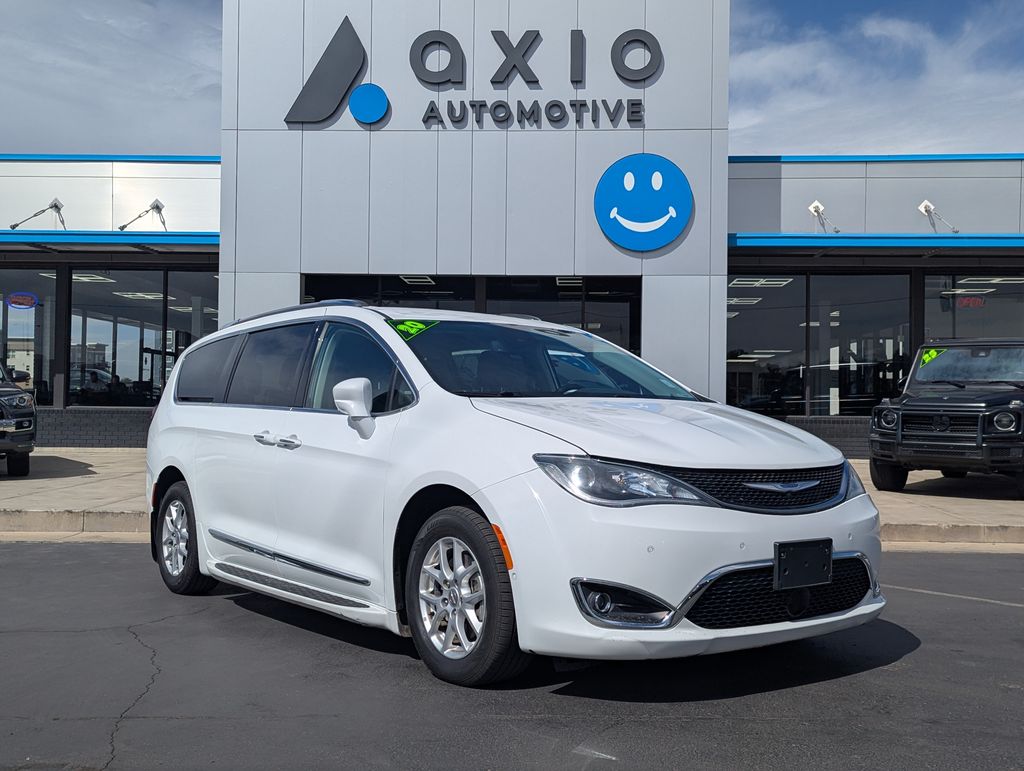 Bright White Clearcoat 2020 Chrysler Pacifica Minivan Front-Wheel Drive 9-Speed Automatic
