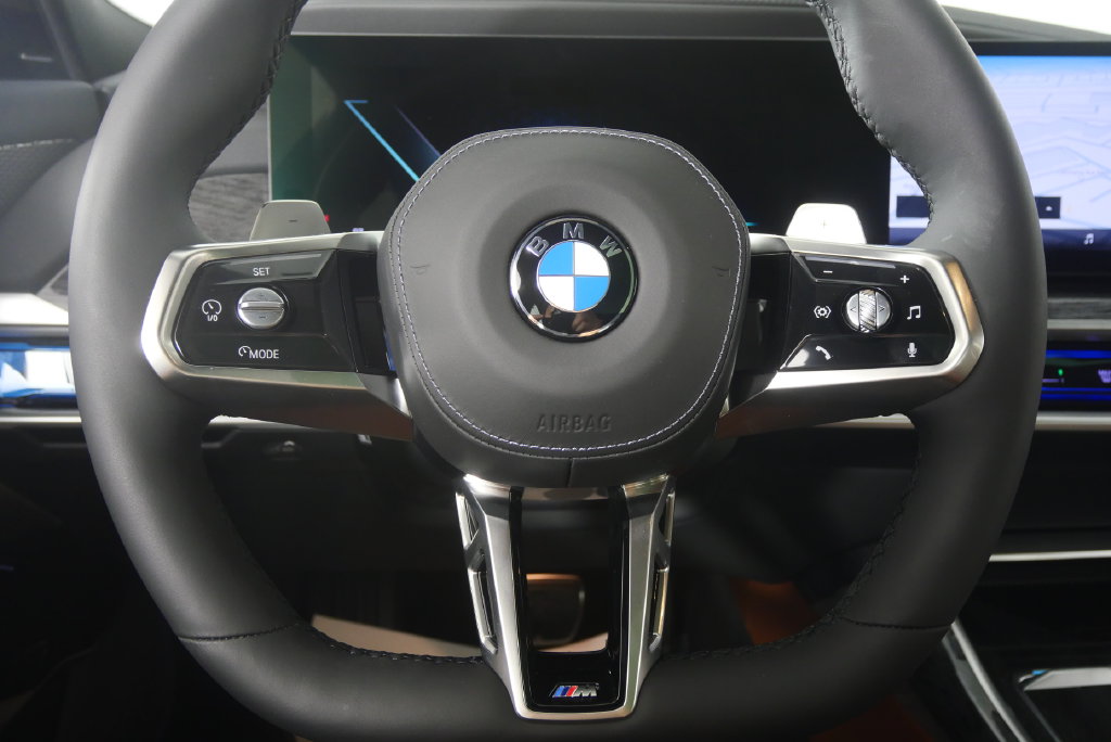 Thumbnail: 2026 BMW 7 Series - 19