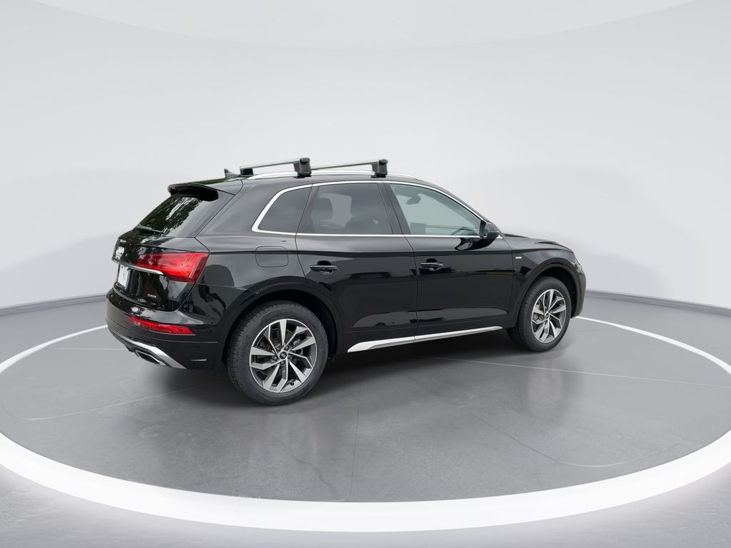 Thumbnail: 2022 Audi Q5 - 8