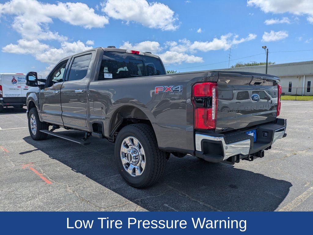 2026 Ford F-350 Super Duty LARIAT