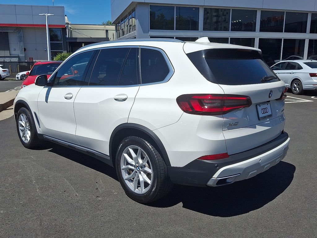 2022 BMW X5 xDrive40i 6