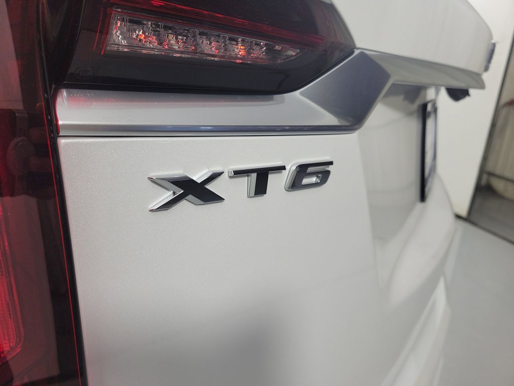 2024 Cadillac XT6 Premium Luxury - 6
