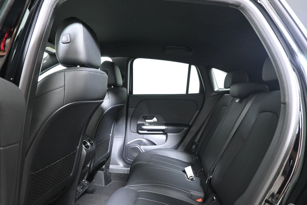 Thumbnail: 2025 Mercedes-Benz GLA - 27