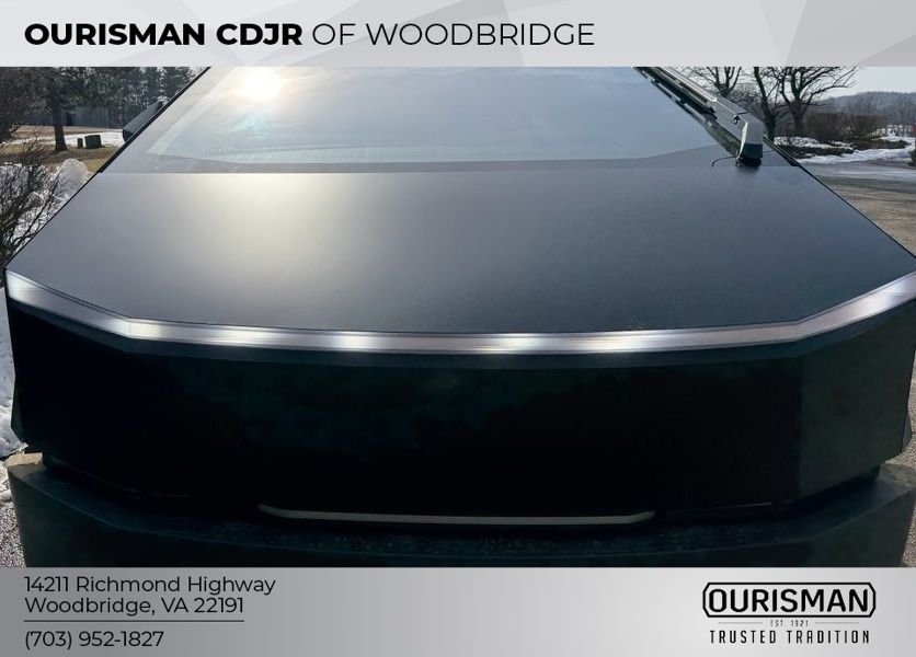 2024 Tesla Cybertruck Crew Cab AWD