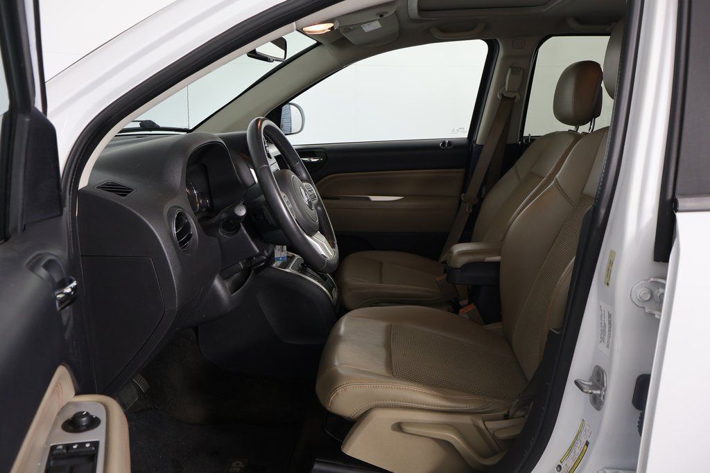 Thumbnail: 2014 Jeep Compass - 10