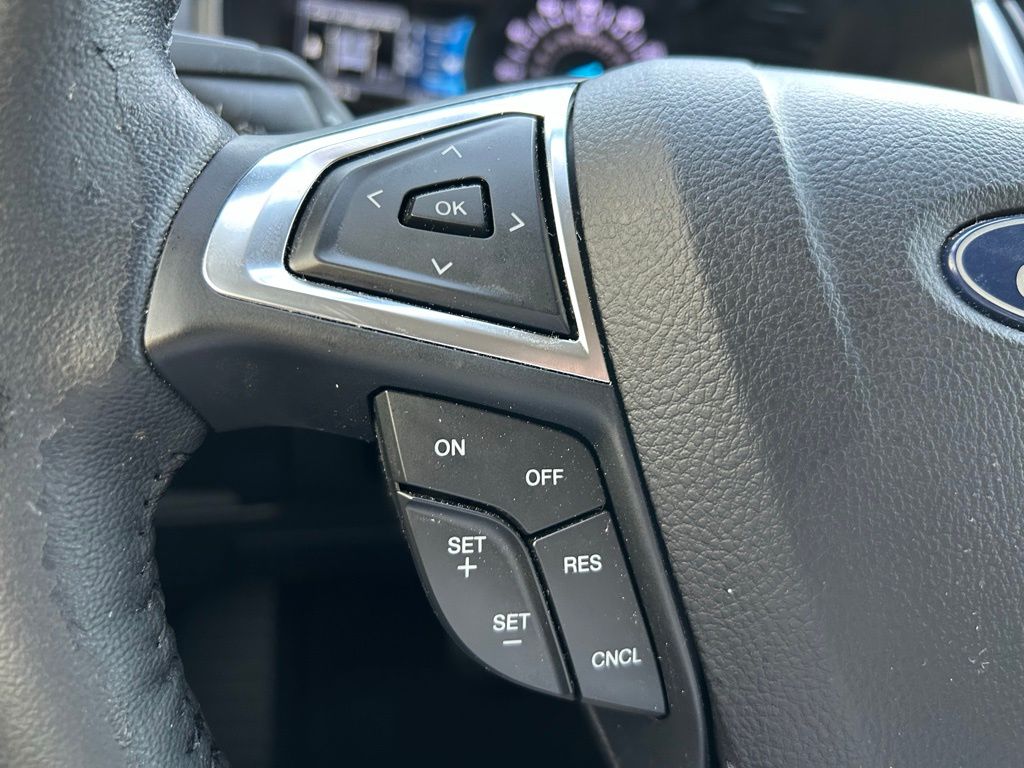 2023 Ford Edge SEL 19
