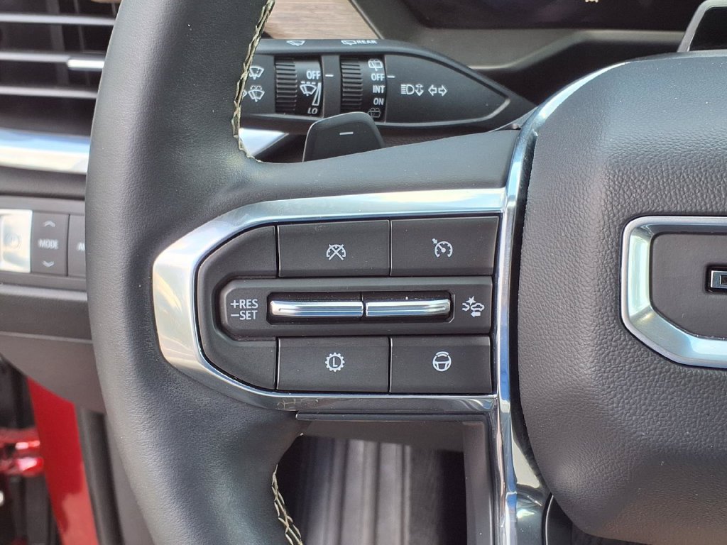 Used 2025 GMC Acadia SUV