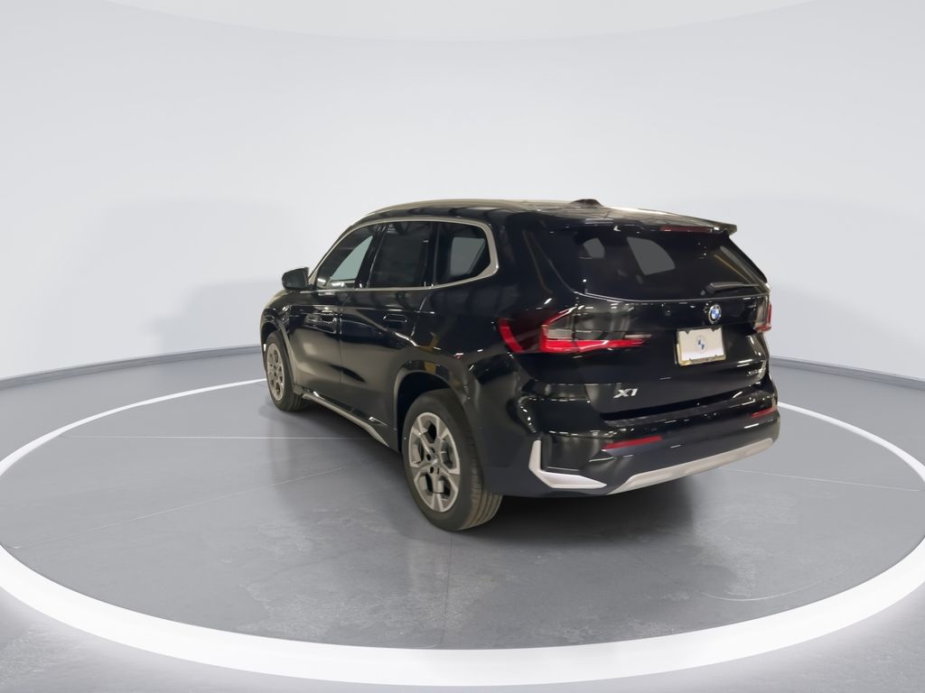 Thumbnail: 2026 BMW X1 - 6