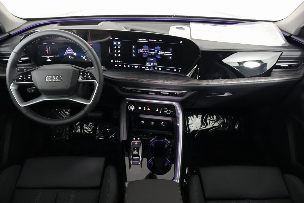 Thumbnail: 2025 Audi Q5 - 4