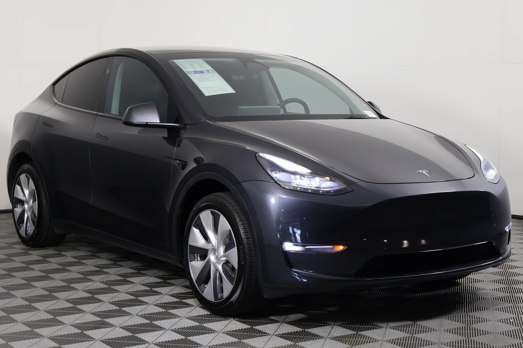 Thumbnail: 2024 Tesla Model Y - 3