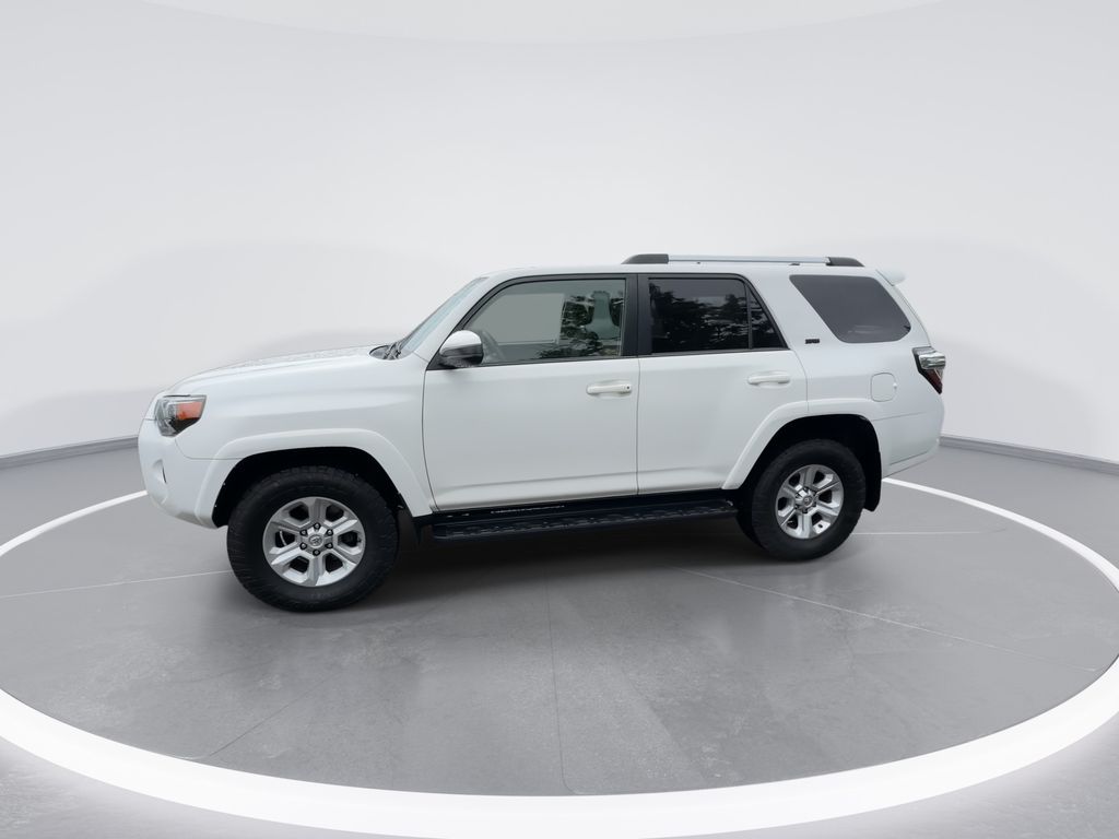 Used 2019 White Toyota SR5 image 5