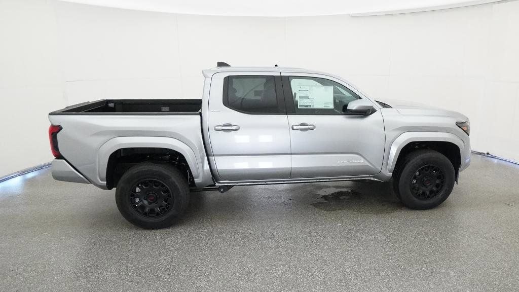 Thumbnail: 2025 Toyota Tacoma - 16