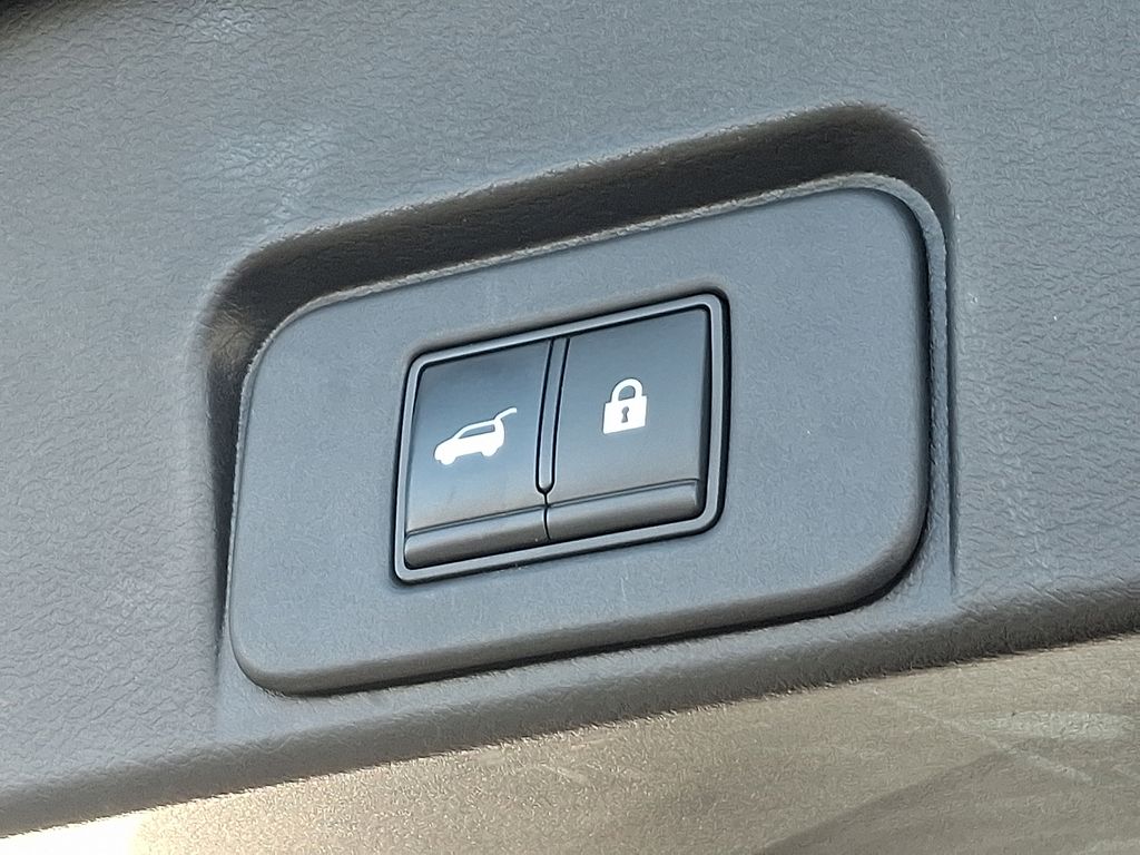 Thumbnail: 2021 Nissan Rogue - 31