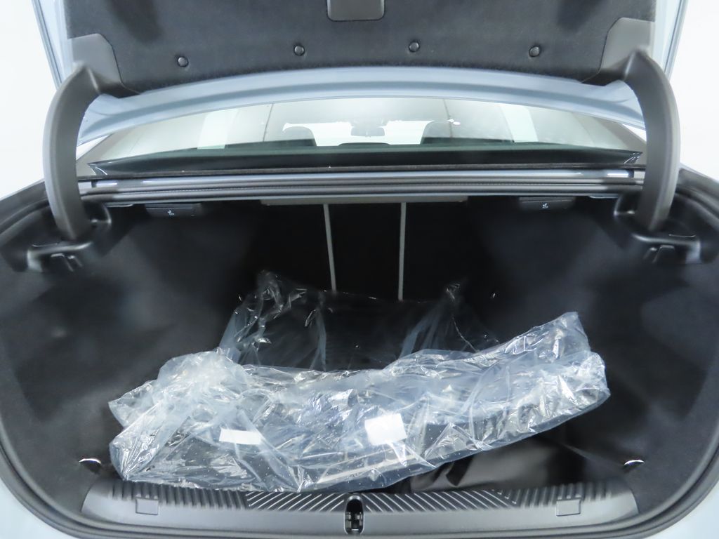 Thumbnail: 2026 BMW M5 - 29