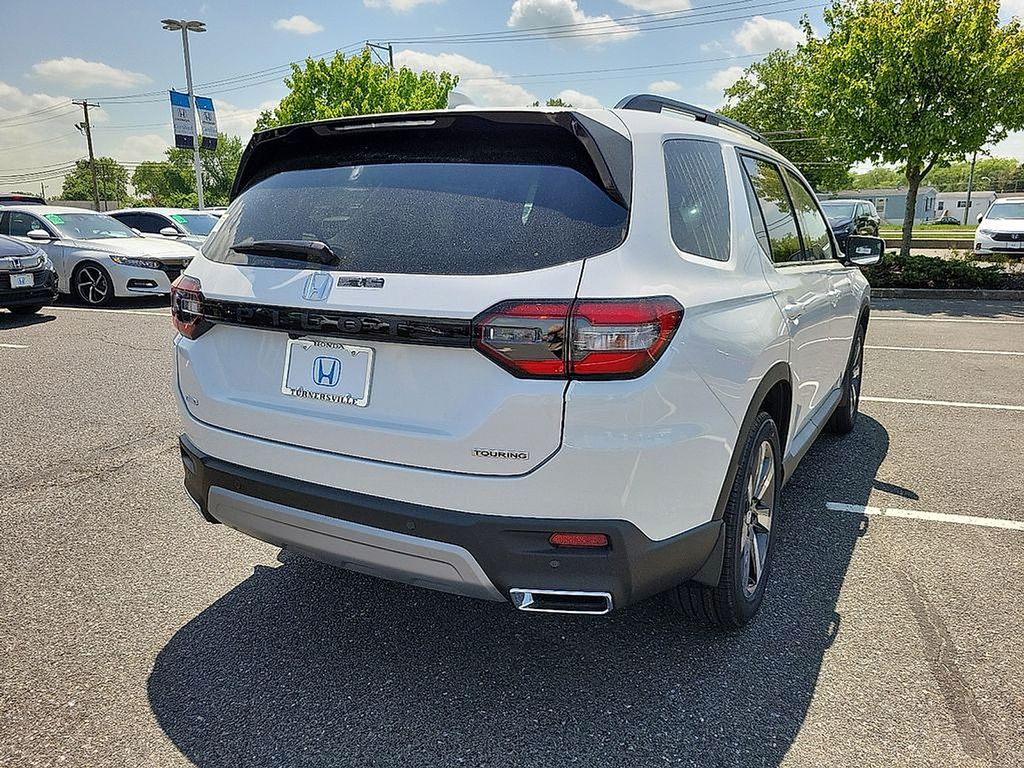 Thumbnail: 2025 Honda Pilot - 4