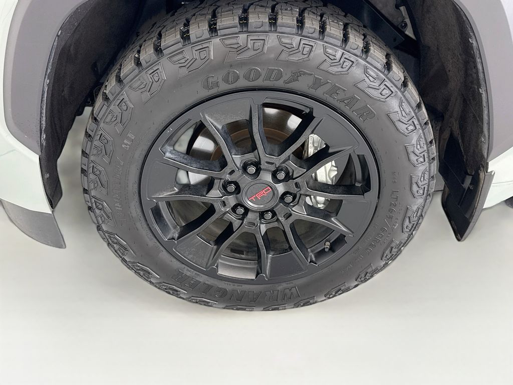Thumbnail: 2024 Toyota Sequoia - 29