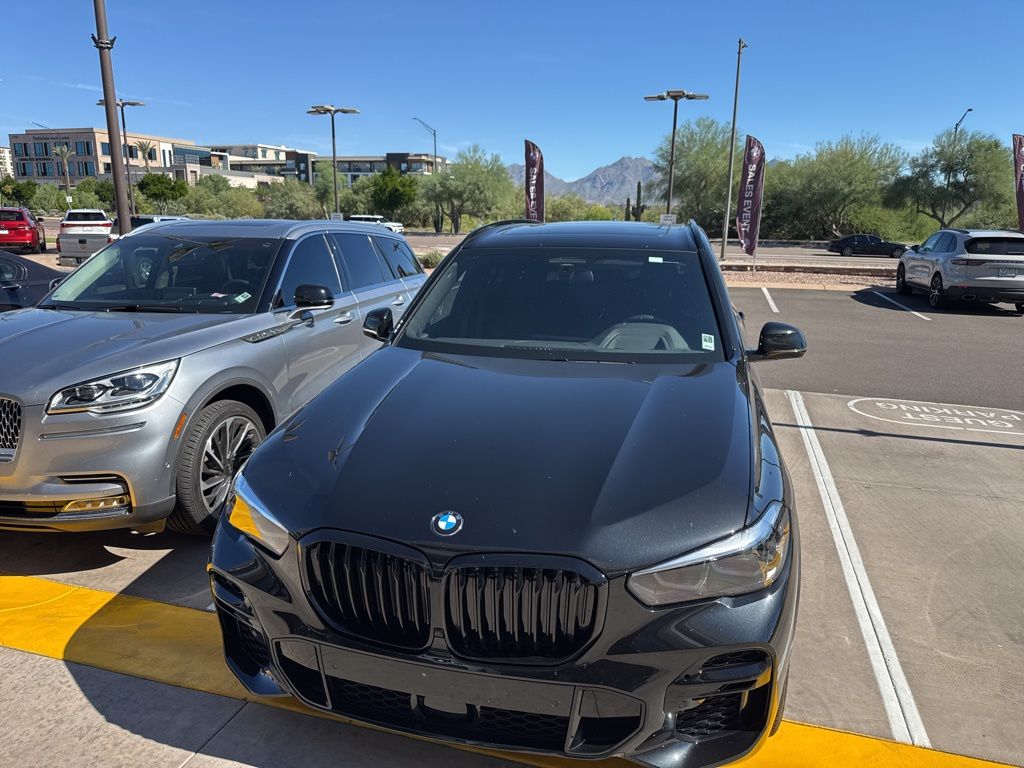 Thumbnail: 2023 BMW X5 - 10