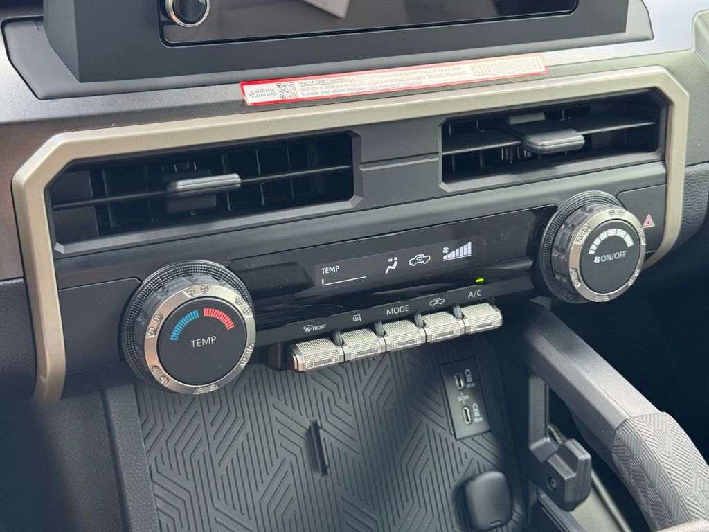 2025 Toyota Tacoma SR5 Double Cab photo 21