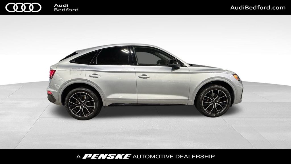 Thumbnail: 2022 Audi SQ5 - 14