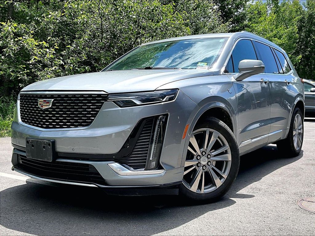 2024 Cadillac XT6 — photo 3