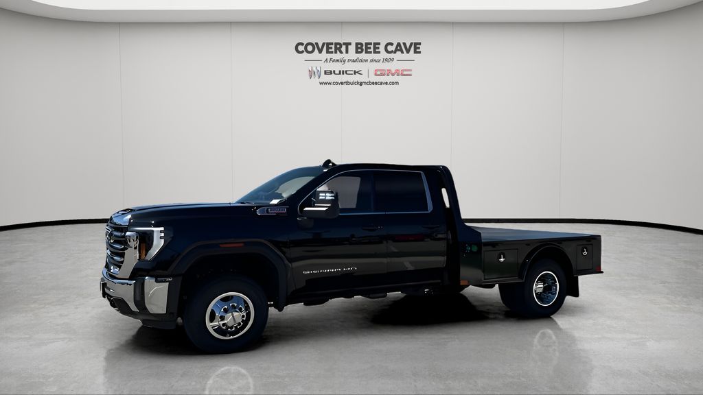New 2026 Black GMC SLE image 4