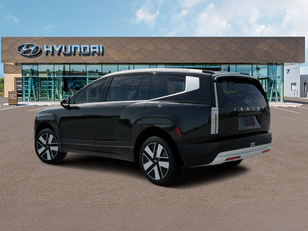 New 2026 Black Hyundai SEL image 4