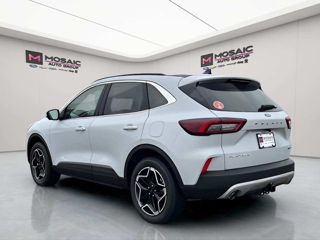 2026 Ford Escape Hybrid