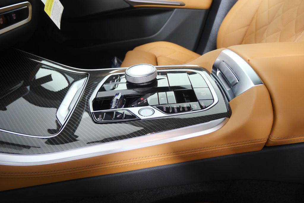 Thumbnail: 2026 BMW X5 - 22