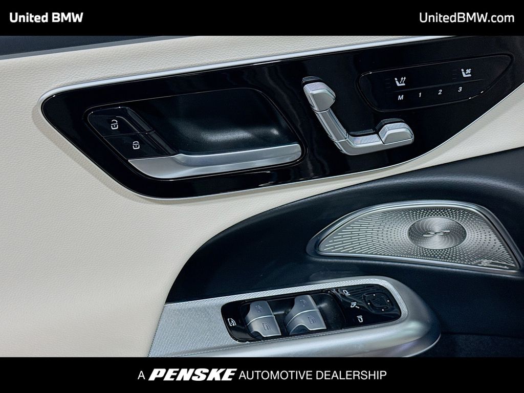 Thumbnail: 2024 Mercedes-Benz E-Class - 3