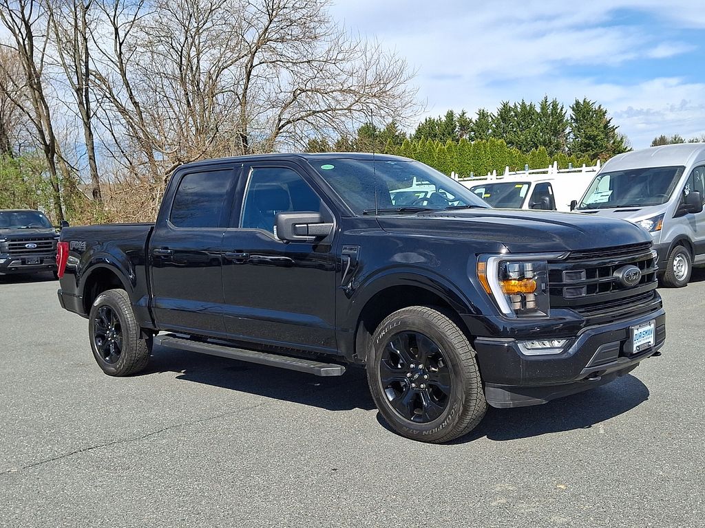 Agate Black Metallic 2023 Ford F-150 XLT SuperCrew 4WD Pickup Truck Four-Wheel Drive Automatic