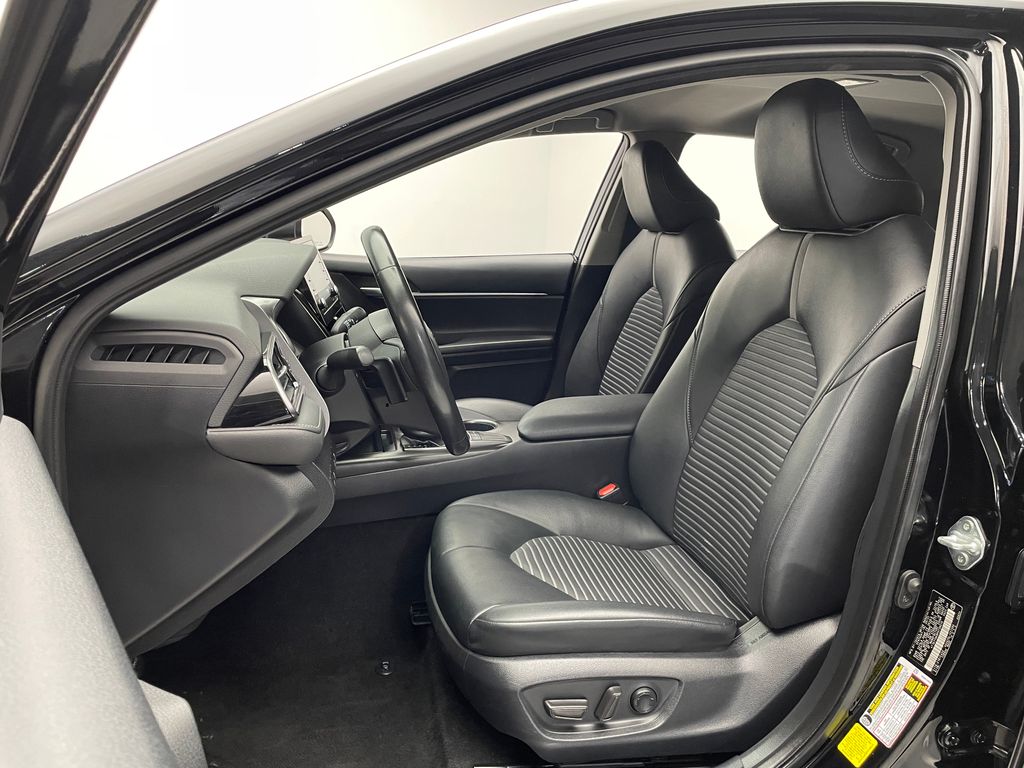 Thumbnail: 2023 Toyota Camry - 13