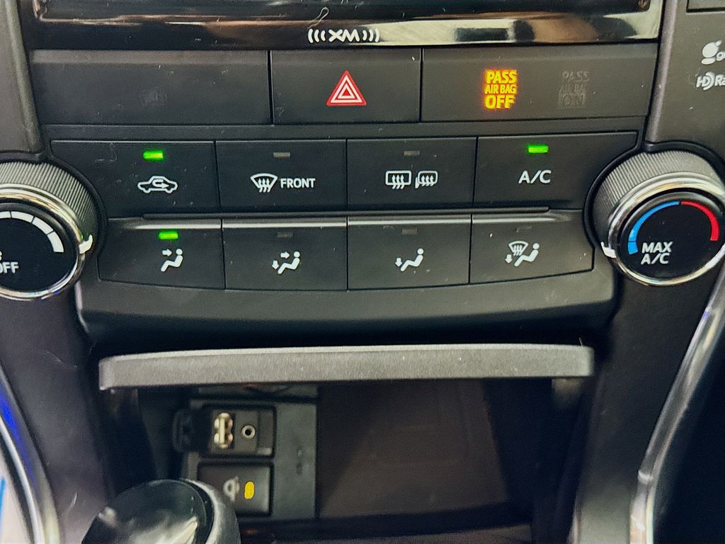 Used Car 2017 Toyota Camry  Se For Sale Under $15,000 In Austin, Texas