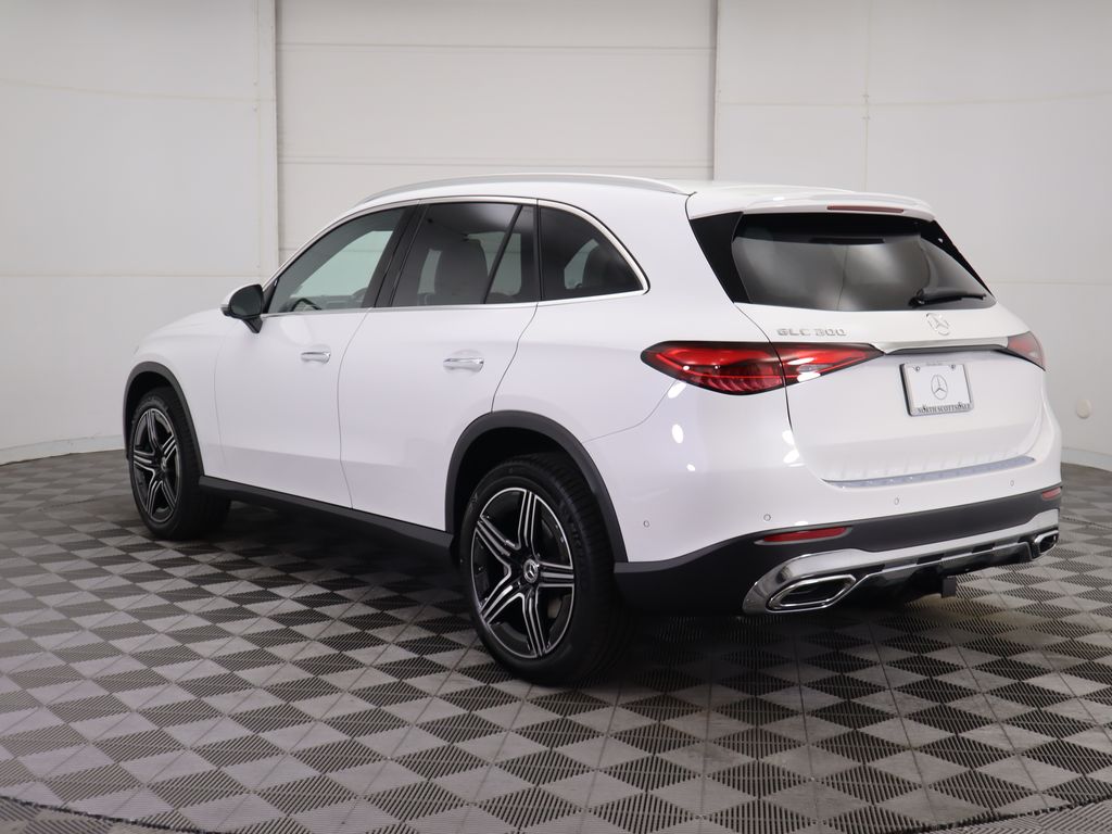 Thumbnail: 2026 Mercedes-Benz GLC - 7