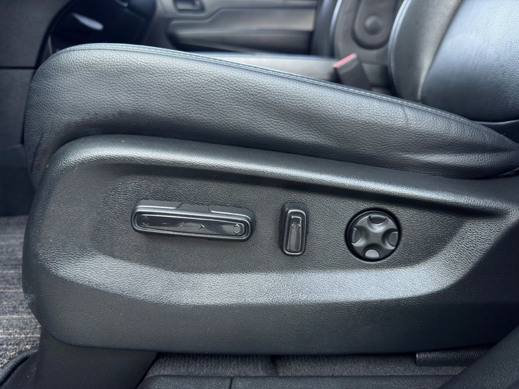 2023 Honda Odyssey EX-L White at Community Honda